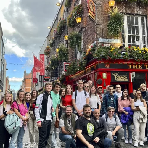Temple Bar Temple Bar - Delfin English School
